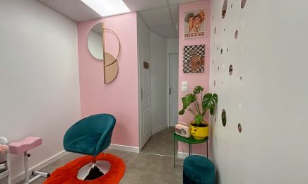 NS NAILS  : Manucure à Niort