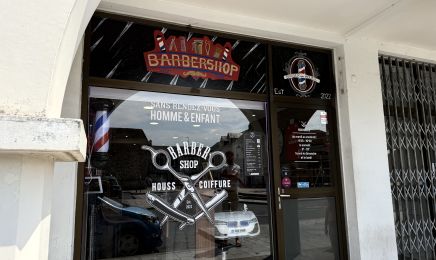 HOUSS COIFFURE : Coiffeur à Dives-sur-Mer