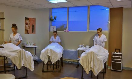 École Terrade - Coiffure - Fougères : Coiffeur à Fougères