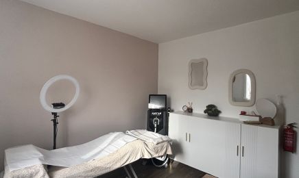 DermaXcellence – Épilation Laser Définitive & Extensions de Cils : Institut de beauté à Belleville