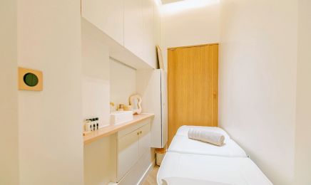 Aude Nails  : Institut de beauté à Paris