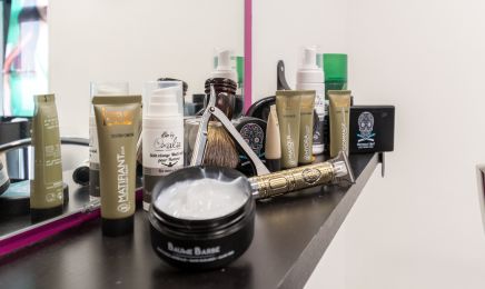 L'Odyssée coiffure et beauté : Manucure à Fauverney