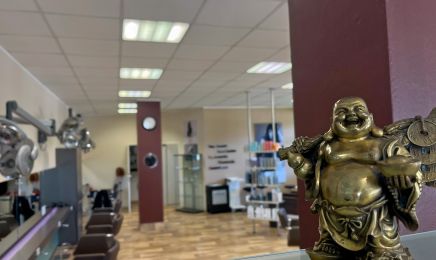 Haarbasis 17: Friseur in Augsburg