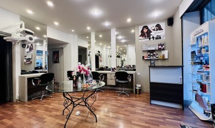 Mergeilla Coiffure : Institut de beauté à Paris