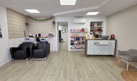 Instant Beauté  : Coiffeur à Marans