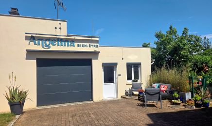 Angelina : Manucure à Saint-Julien