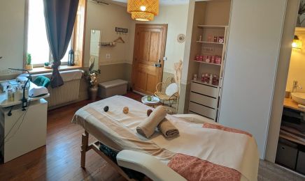 La Clef Du Bien-Être  : Institut de beauté à Champdôtre