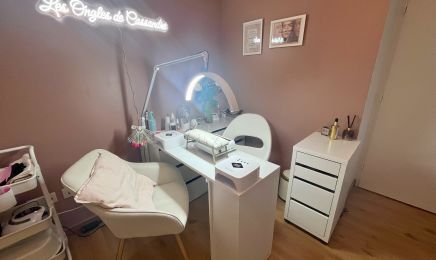 Les Ongles de Cassandre : Manucure à Saint-Maur-des-Fossés
