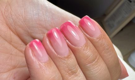 CE NAILS : Manucure à Épron