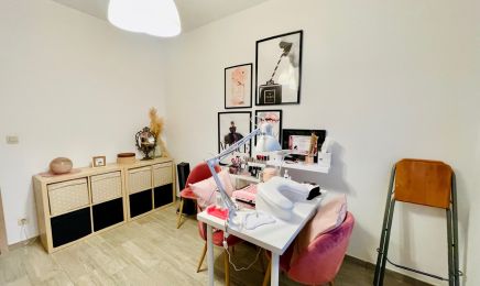 Esthétique Tanina : Manucure à La Louvière