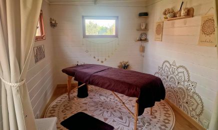 Cocooning, bien-être holistique / massage / shiatsu / soin énergétique : Manucure à Carvin