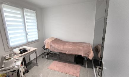 Aurélie Esthétique  : Manucure à Saint-Brice-sous-Forêt