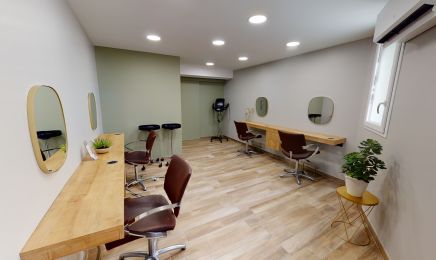 Karactère - Bourg-en-Bresse : Coiffeur à Bourg-en-Bresse