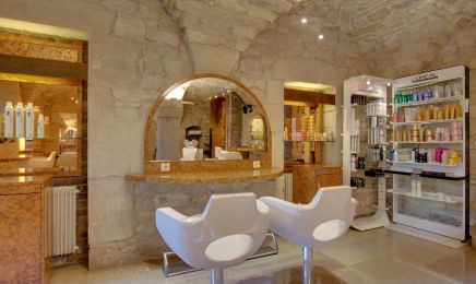 ATHENAÏS (Acropole)  - Coiffure - Perruque : Coiffeur à Dole