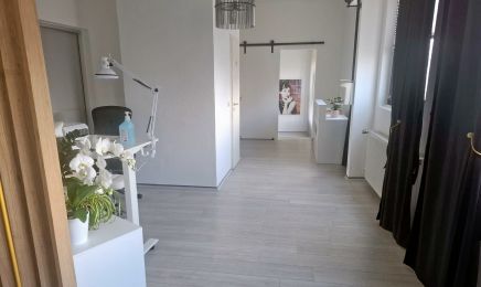 Beauty & Relax Studio: Kosmetikstudio in Düren