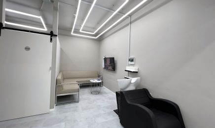 Masthair: Kosmetikstudio in Köln