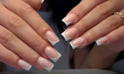 S&J BEAUTY : Manucure à Aubagne