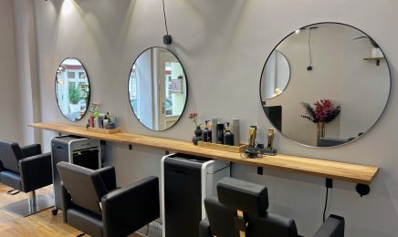 Friseur by Andrea: Friseur in Hamburg