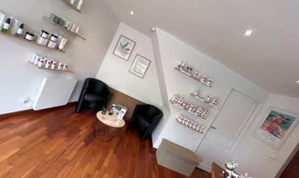 Venus beauté : Manucure à Bois-le-Roi