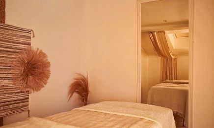 Esteban massage  : Institut de beauté à Bon-Encontre
