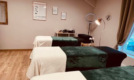 Académie et Beauté - Yolène Panthou : Institut de beauté à Giberville
