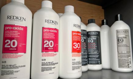 Friseursalon Haar Punkt Pasing: Friseur in München