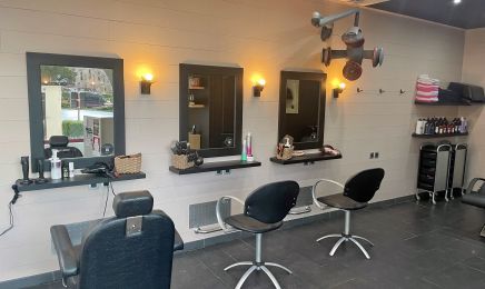Mon Univ'hair : Coiffeur à Valdallière