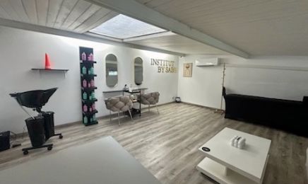 Institut by sabb : Manucure à Venelles