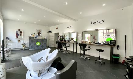 SL Haarstudio: Friseur in Schöningen