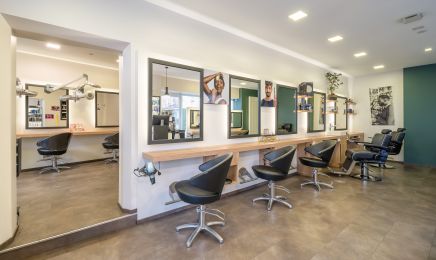 Maison De Beauté J.F.C - Coiffure & Esthétique : Institut de beauté à Thaon-les-Vosges