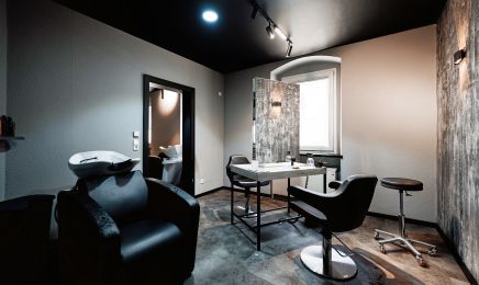 MAKOSAN Haarstudio: Barbershop in Regensburg