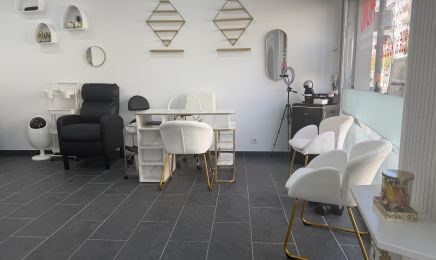 Zeyna Beauté｜Lifting - Lashlift - browlift - hydra - cils - Maquillage Permanent - Ongles : Institut de beauté à Cannes
