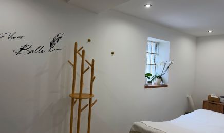 MLK Esthétique  : Manucure à Saint-Julien-lès-Metz