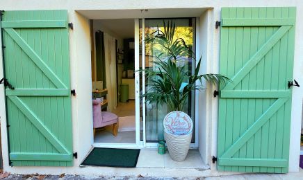 VÉRO ESTHÉTIQUE BEAUTÉ : Institut de beauté à Fréjus