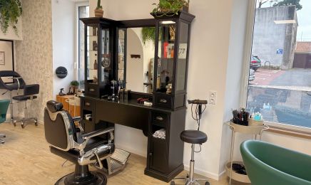 L’hair du temps : Barbier à Legé