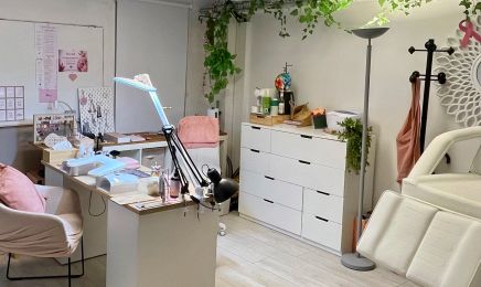Audii Nails studio : Institut de beauté à Feucherolles