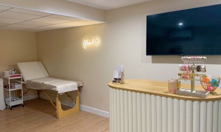Glam & or : Coiffeur à Poulx