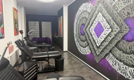 Lakimii Düsseldorf: Tattoo-Künstler in Düsseldorf