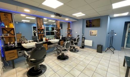 Coiffeur barbier harun  : Barbier à Villers-le-Lac