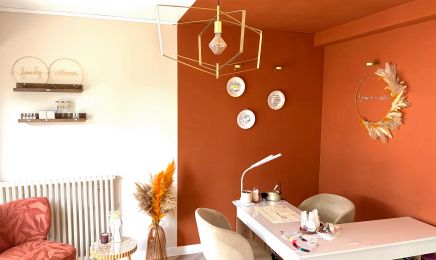 Grain de Couleur : Manucure à La Mézière