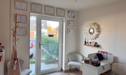 Chez Chloé - institut de beauté : Manucure à Bray-Dunes