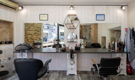 Chez Vava : Coiffeur à Anse