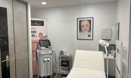 Studio Code beauté : Manucure à Flers