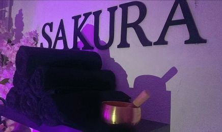 HEAD SPA SAKURA (Privé – pour femmes seulement) : Coiffeur à Pujols