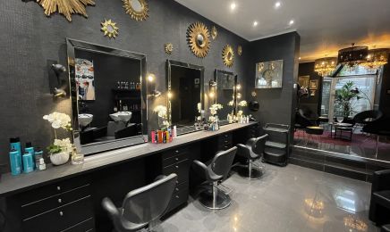 Quelque Part Au Soleil : Coiffeur à Jette