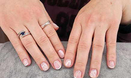 Lyly nails : Manucure à Magnieu