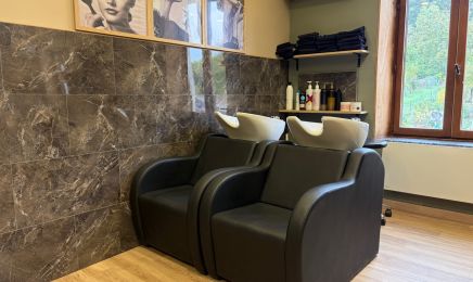 Le salon d’autrefois  : Barbier à Pompey