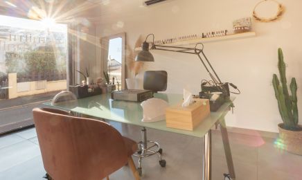Mimi'nails Beauty bruges 33 : Institut de beauté à Bruges