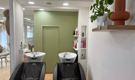 Reflet de l’art  : Coiffeur à Lannilis