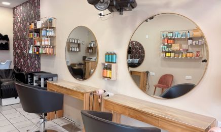 Le Salon d’Hibiscus  : Coiffeur à Naintré